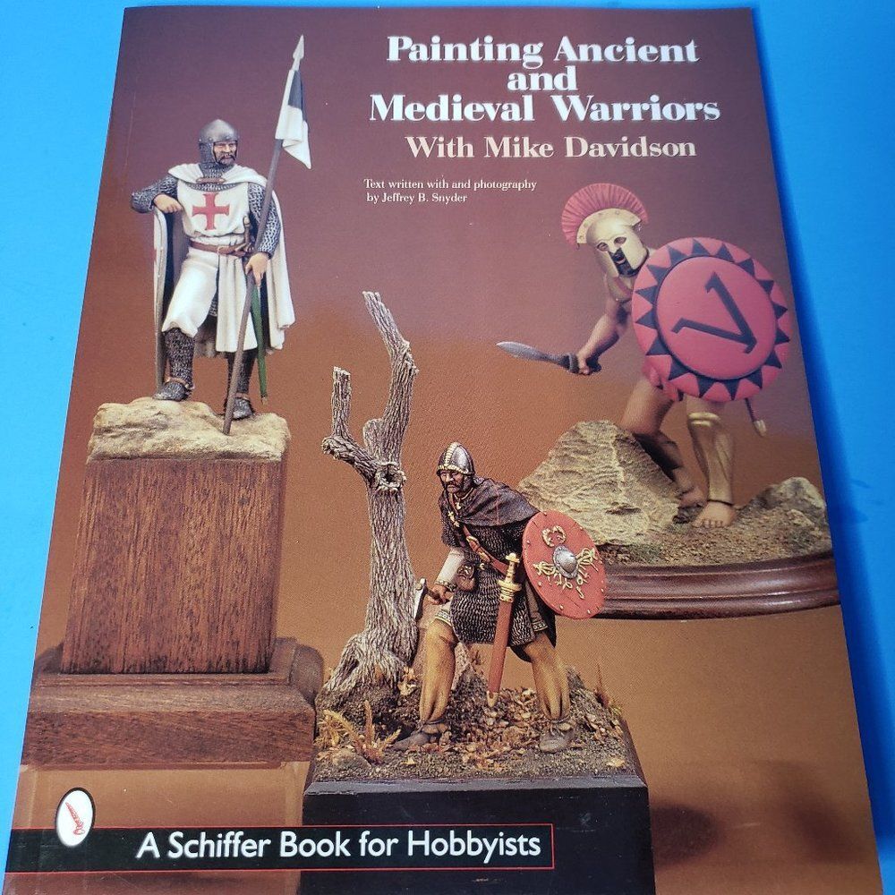 Painting Small Figures Ancient & Medieval Warriors  Mike Davidson PB Book